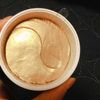 푸츄푸츄 Real repair skin cell premium patch — 5점을 준 리뷰어가 2018년 10월 올린 사용 사진
