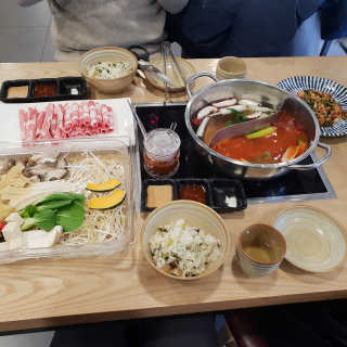 [미스터시래기]이베리코 콤보 샤브샤브+꼬막무침세트 — 4.67점을 준 리뷰어가 2018년 12월 올린 사용 사진
