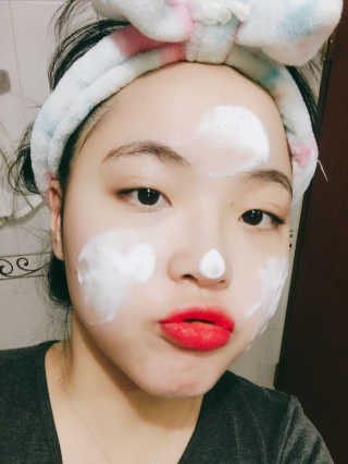뷰티클로 노니 딥 클렌징폼 — 4.5점을 준 리뷰어가 2017년 1월 올린 사용 사진