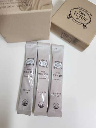 [하우투잇] 뤼에르 쿠르브 블랙 10ml x 30포 총 300ml — 5점을 준 리뷰어가 2020년 3월 올린 사용 사진