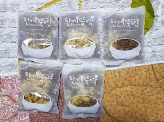 [펫토리아] 맛도 영양도 BEST 한끼뚝딱 강아지 사료 — 5점을 준 리뷰어가 2018년 12월 올린 사용 사진