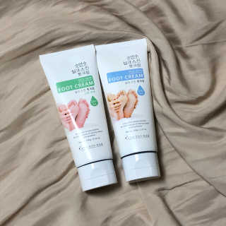 (주)에네스티 에네스티 수안수 실크스킨 풋크림 1+1 — 5점을 준 리뷰어가 2019년 9월 올린 사용 사진