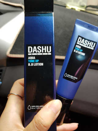 다슈코리아 다슈 맨즈 톤 업 비비로션 40ml — 5점을 준 리뷰어가 2018년 9월 올린 사용 사진