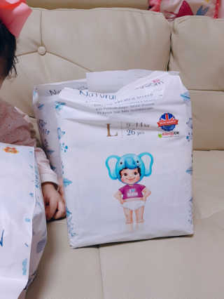 네추럴블라썸 NATURAL BLOSSOM 슈퍼 얇은 바지 기저귀 — 5점을 준 리뷰어가 2019년 1월 올린 사용 사진