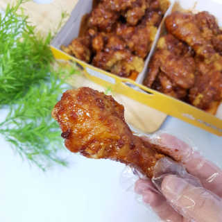 [치킨마루]-  빠사칸레드 + 콜라 500ml — 5점을 준 리뷰어가 2019년 5월 올린 사용 사진