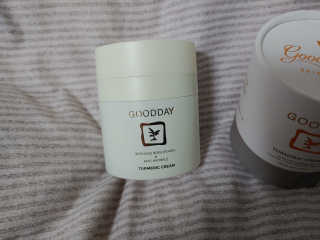 GoodDay Skincare GoodDay 강황크림 50g — 4.5점을 준 리뷰어가 2020년 2월 올린 사용 사진