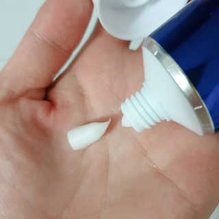 페어아크네 크리미폼 페어아크네 크리미 폼 — 3점을 준 리뷰어가 2019년 8월 올린 사용 사진