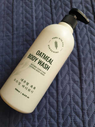 (주)에네스티 내추럴 촉촉  오트밀 바디워시 500ml — 5점을 준 리뷰어가 2019년 10월 올린 사용 사진