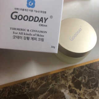 GoodDay Skincare GoodDay 강황 크림 — 5점을 준 리뷰어가 2019년 6월 올린 사용 사진