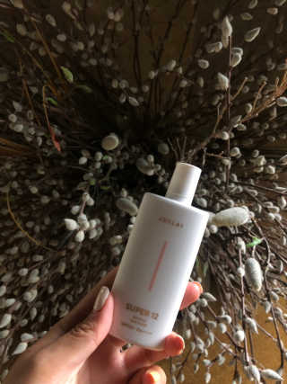 쥴라이Jullai 슈퍼 12 바운스 선 플루이드 SPF50+ PA++++ — 5점을 준 리뷰어가 2019년 7월 올린 사용 사진