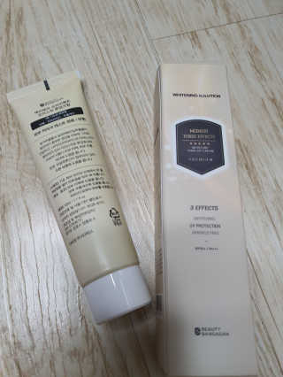 메이메리 쓰리이펙츠 모이스처 톤업크림 50ml — 5점을 준 리뷰어가 2019년 11월 올린 사용 사진