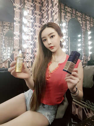 비알티씨 프레스티지 24K 골드 캐비어 앰플 — 5점을 준 리뷰어가 2019년 3월 올린 사용 사진