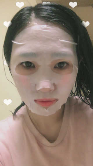 메가더마톨로지 메가닥터브라이트닝 W10 10매 — 3.83점을 준 리뷰어가 2017년 12월 올린 사용 사진