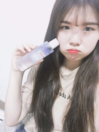 애즈이즈투비 히아루로닉 에센셜 토너 200ml — 3.5점을 준 리뷰어가 2016년 8월 올린 사용 사진