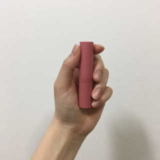 [블랙루즈] 로즈 벨벳 립스틱 택1+랜덤1 — 3.5점을 준 리뷰어가 2019년 1월 올린 사용 사진