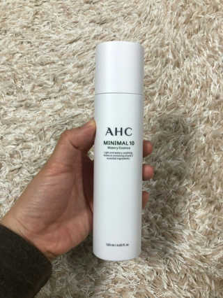 AHC 에이 에이치 씨 미니멀 10 워터리 에센스 — 4점을 준 리뷰어가 2018년 12월 올린 사용 사진