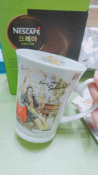 네스카페 코리아 네스카페 크레마 코코넛라떼 — 5점을 준 리뷰어가 2018년 1월 올린 사용 사진