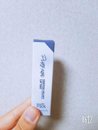 터치인솔 프리티필터 쉬폰 벨벳 립틴트 — 5점을 준 리뷰어가 2018년 10월 올린 사용 사진