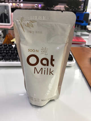 순오트밀크, soon oat milk — 4.67점을 준 리뷰어가 2018년 11월 올린 사용 사진