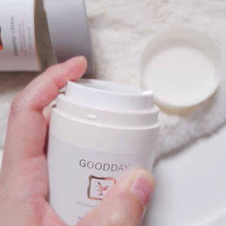 GoodDay Skincare GoodDay 강황크림 50g — 4.5점을 준 리뷰어가 2020년 1월 올린 사용 사진