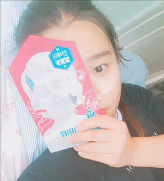 23years old 칵테일 벨벳 쁘띠 마스크(5장) — 4.33점을 준 리뷰어가 2017년 8월 올린 사용 사진