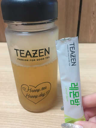 티젠 레몬밤 + 마이보틀 — 4.67점을 준 리뷰어가 2018년 7월 올린 사용 사진