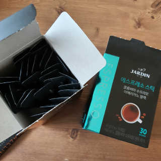 (주)쟈뎅 쟈뎅 에스프레소 스틱 [블랙+헤이즐넛 set] — 5점을 준 리뷰어가 2020년 2월 올린 사용 사진