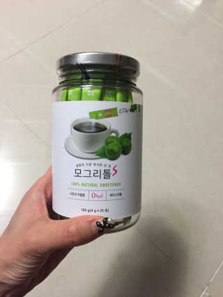 오붐주식회사 오붐 모그리톨S 60g+스틱보틀 4gx25개 — 3점을 준 리뷰어가 2017년 12월 올린 사용 사진