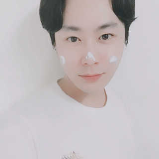 맨즈스킨 워터빌딩크림 점보 — 5점을 준 리뷰어가 2017년 6월 올린 사용 사진
