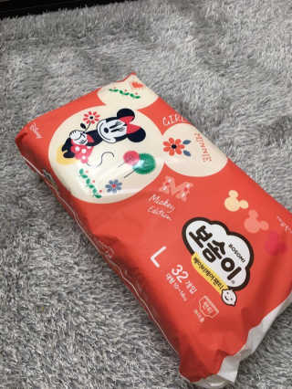 보솜이 베이비케어 팬티형 기저귀 — 5점을 준 리뷰어가 2019년 2월 올린 사용 사진