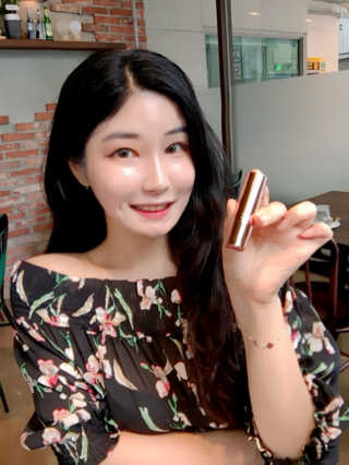 밀키드레스 바비메이크 루즈클래식 — 4.5점을 준 리뷰어가 2018년 8월 올린 사용 사진