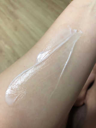 멈칫(MUMCHIT) 멜팅 바디로션 — 3점을 준 리뷰어가 2018년 12월 올린 사용 사진
