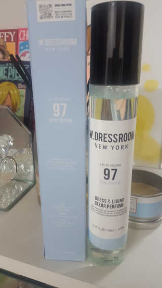 더블유드레스룸 드레스퍼퓸 150ml — 5점을 준 리뷰어가 2018년 10월 올린 사용 사진