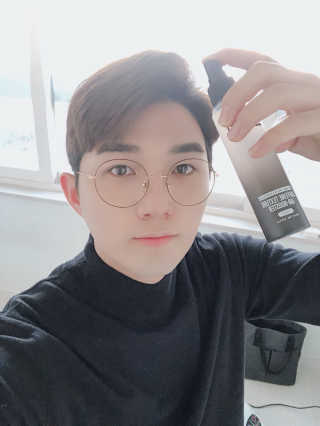 다슈코리아 다슈 볼륨 카페인 파워 에어부스터 120ml — 5점을 준 리뷰어가 2019년 12월 올린 사용 사진