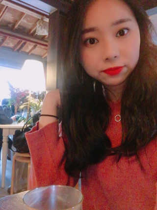 [블랙루즈] 에어 핏 벨벳틴트 시즌1 7종 중 택1+랜덤1 — 4.83점을 준 리뷰어가 2018년 11월 올린 사용 사진
