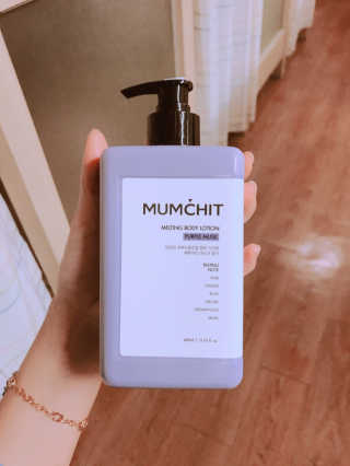 멈칫(MUMCHIT) 멜팅 바디로션 — 5점을 준 리뷰어가 2018년 12월 올린 사용 사진