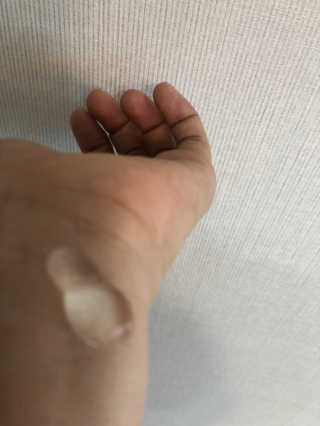뷰티여우_아토클리닉 [아토클리닉] 아기들이 쓰는 보습, 진정 수딩젤 2개 — 3.5점을 준 리뷰어가 2019년 5월 올린 사용 사진