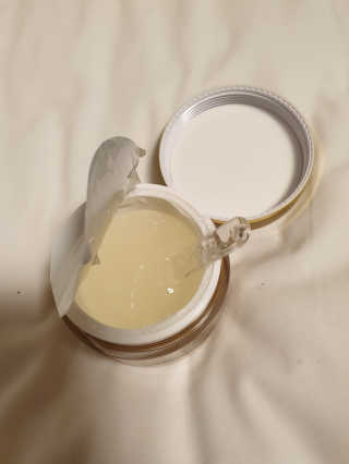 최윤하스텔라 최윤하 만물상 올인원 만능크림 — 5점을 준 리뷰어가 2018년 10월 올린 사용 사진