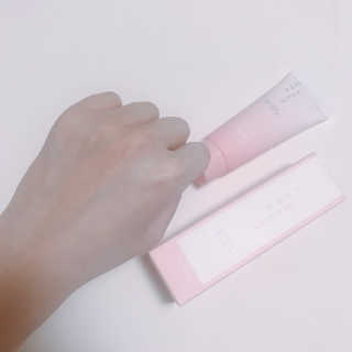 [블랙루즈] 핑크 톤업 크림 — 3.5점을 준 리뷰어가 2019년 3월 올린 사용 사진