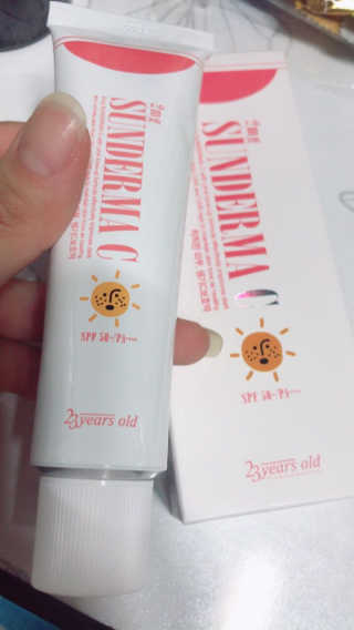 23years old 2mg 선더마 C — 5점을 준 리뷰어가 2017년 6월 올린 사용 사진