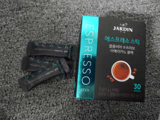 (주)쟈뎅 쟈뎅 에스프레소 스틱 [블랙+헤이즐넛 set] — 4점을 준 리뷰어가 2020년 3월 올린 사용 사진