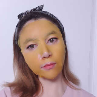 GoodDay Skincare GoodDay 강황 마스크 — 5점을 준 리뷰어가 2019년 12월 올린 사용 사진