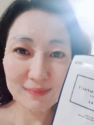 웰더마 사파이어 콜라겐 임팩트 에센셜 마스크 — 5점을 준 리뷰어가 2019년 6월 올린 사용 사진