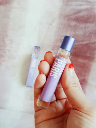 더블유드레스룸 롤 온 퍼퓸EDT 10ml — 5점을 준 리뷰어가 2018년 10월 올린 사용 사진