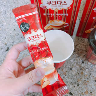 (주)쟈뎅 쟈뎅 까페모리 쿠크다스 까페라떼 — 5점을 준 리뷰어가 2017년 11월 올린 사용 사진
