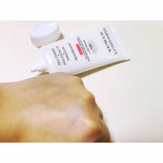 지고트 화이트닝 유브이 썬블럭 크림 70ml,1+1 — 4.5점을 준 리뷰어가 2019년 7월 올린 사용 사진