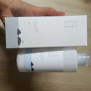 라운드랩 1025 독도 로션 200ml — 4점을 준 리뷰어가 2018년 1월 올린 사용 사진