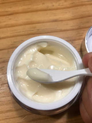 카미안느 프랑스콜라겐크림 — 4.5점을 준 리뷰어가 2019년 10월 올린 사용 사진