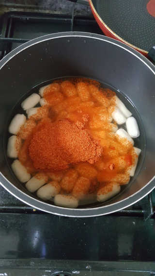 미쓰리떡볶이 just 10 min 패키지 — 5점을 준 리뷰어가 2018년 5월 올린 사용 사진