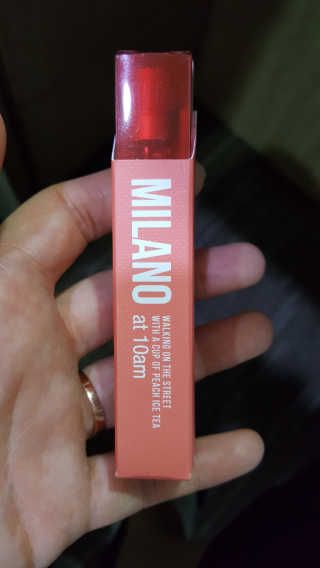 더블유드레스룸 롤 온 퍼퓸EDT 10ml — 2.67점을 준 리뷰어가 2018년 7월 올린 사용 사진